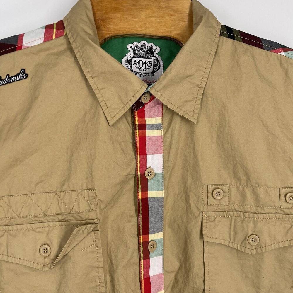Akademiks Mens Khaki Plaid Accent Courage and Grace Graphic Button Down Shirt - Picture 5 of 8